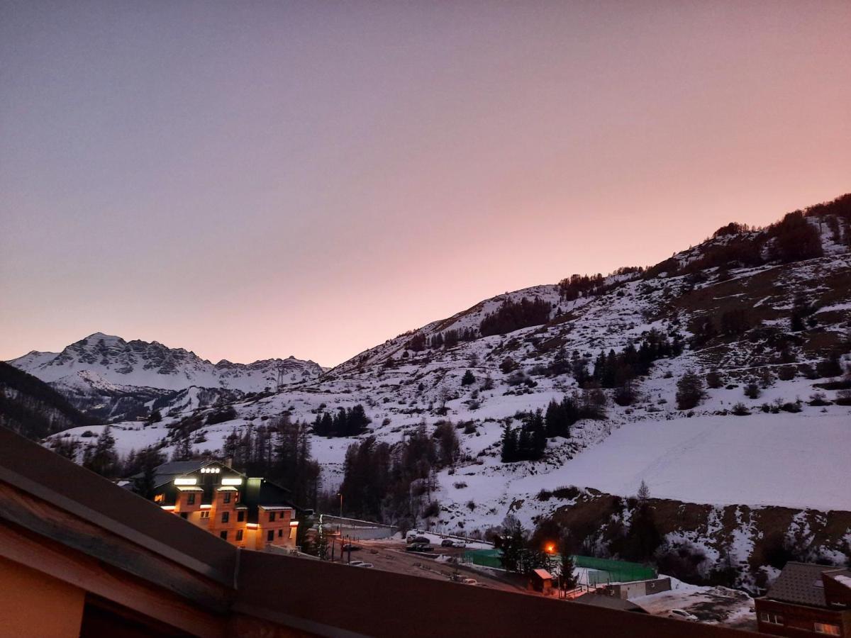 T2/3 6Pers & Pied Des Pistes & Piscine Chauffee Vars (Hautes-Alpes) Exterior foto